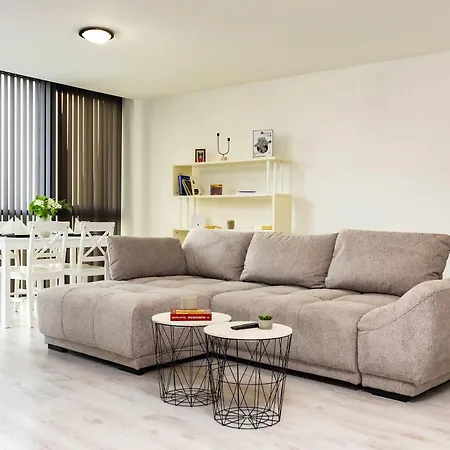 Elegant 1bd Parkside With Terrace By Flat Manаger Daire *