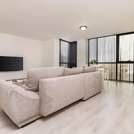 Elegant 1bd Parkside With Terrace By Flat Manаger شقة